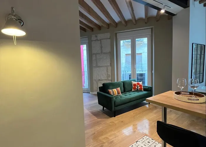 Charm And Modernity In Apartament *